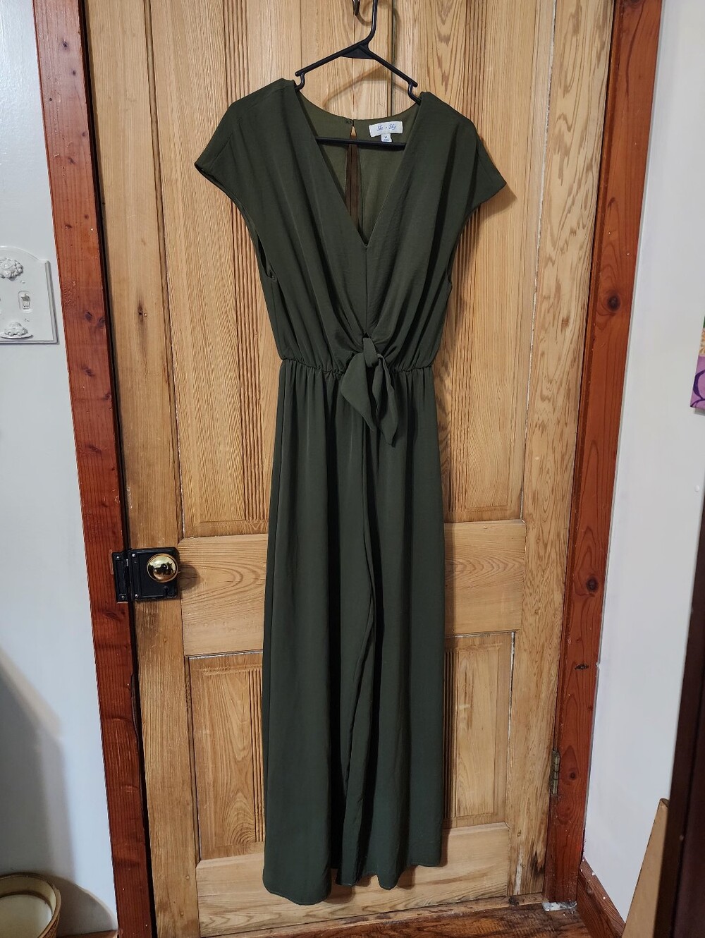 She + Sky Tie-Front Wide-Leg Green Jumpsuit w/ Short Sleeves & Open Back, Medium